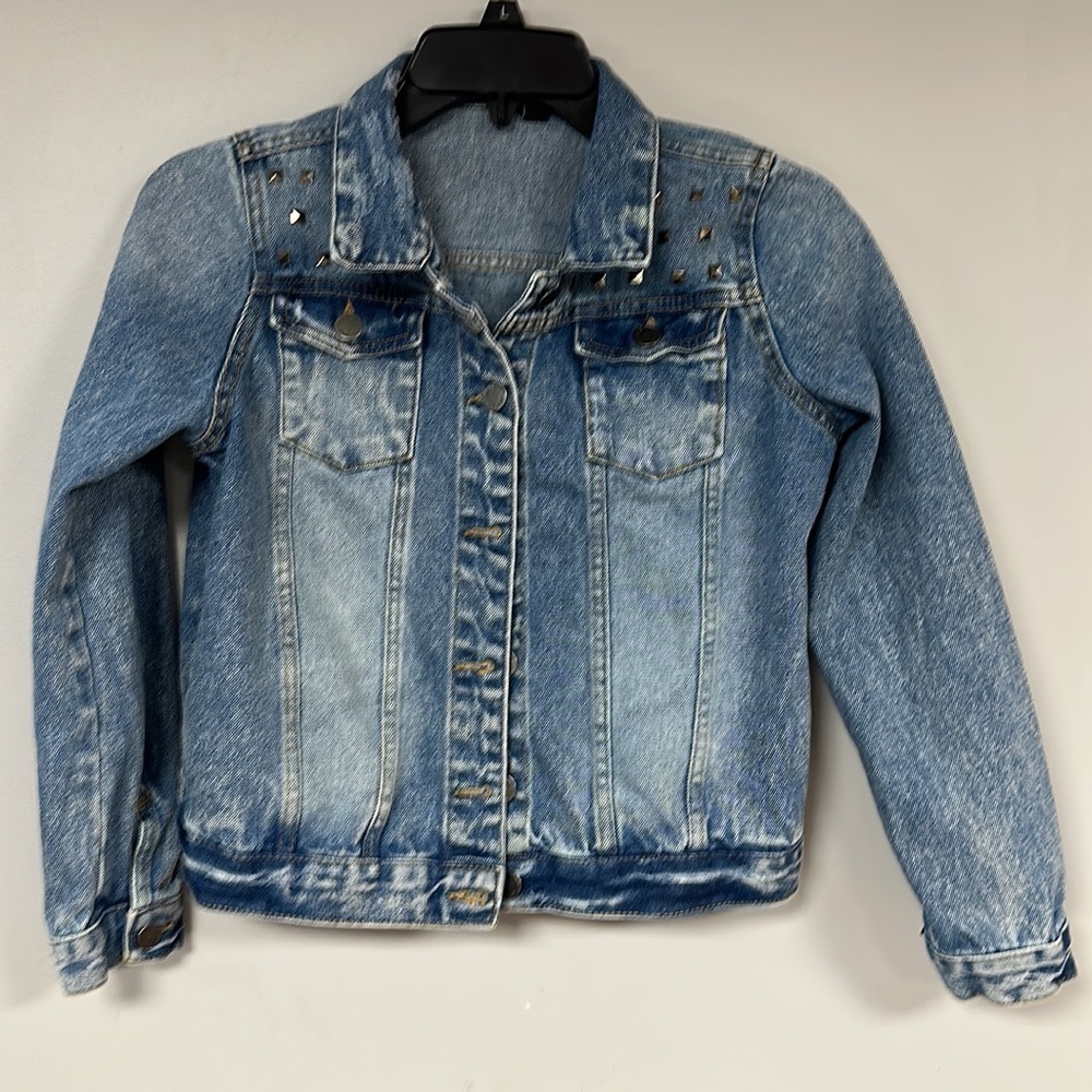 Super Cute Art class studded denim jacket, L (10/12) intentionally Distressed
